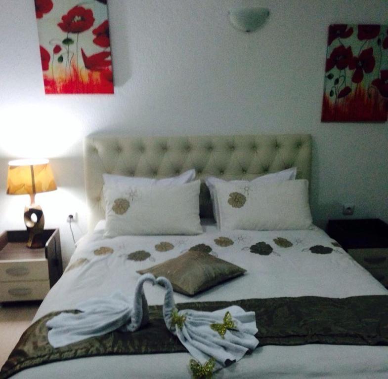 Villa Bella Boutique Hotel คาวาตราซิ ภายนอก รูปภาพ